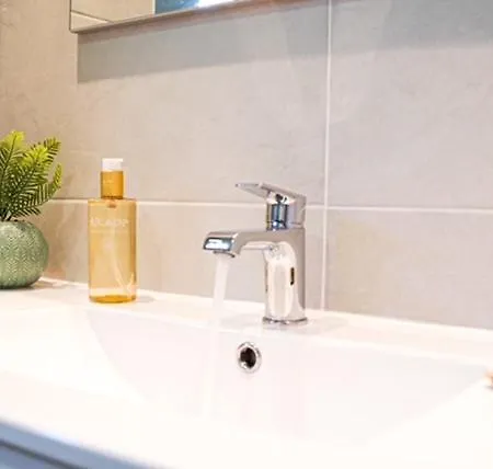 דירה One Bedroom Marina View *